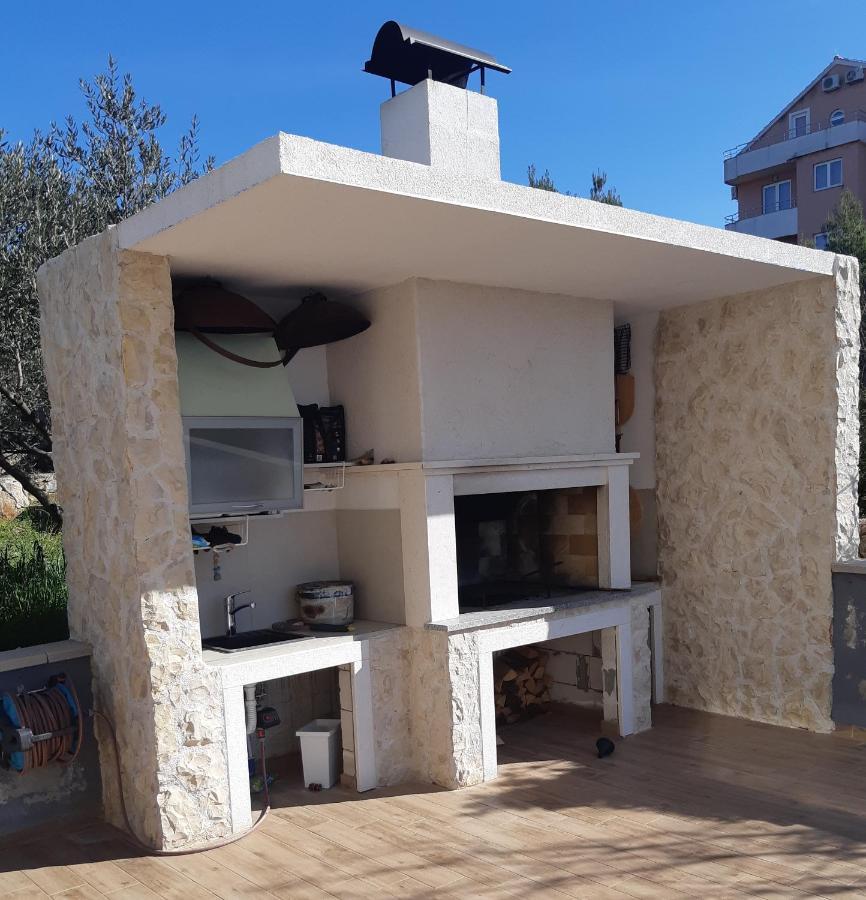 Croatica Suites Podsolarsko Sibenik Bagian luar foto
