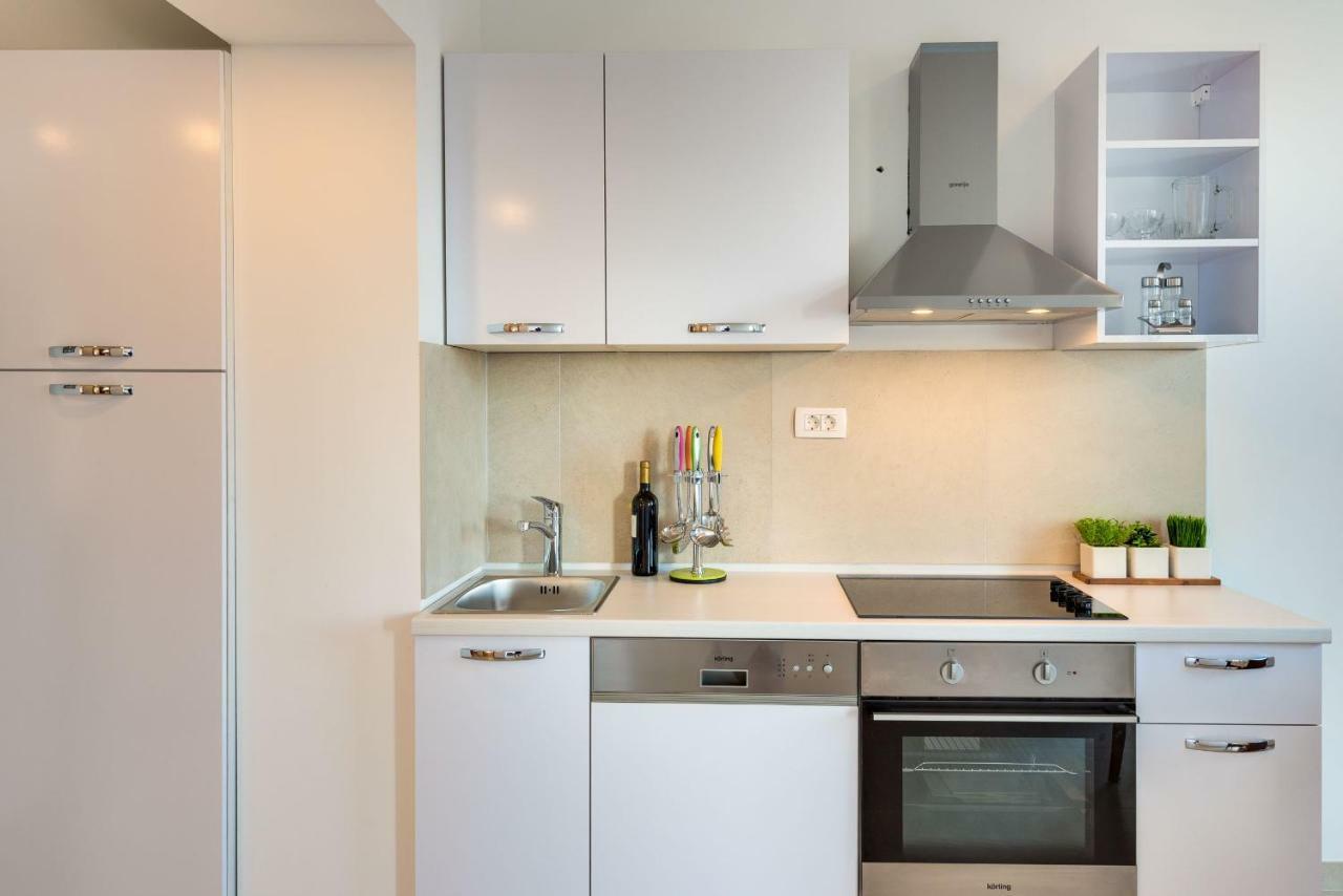 Croatica Suites Podsolarsko Sibenik Bagian luar foto
