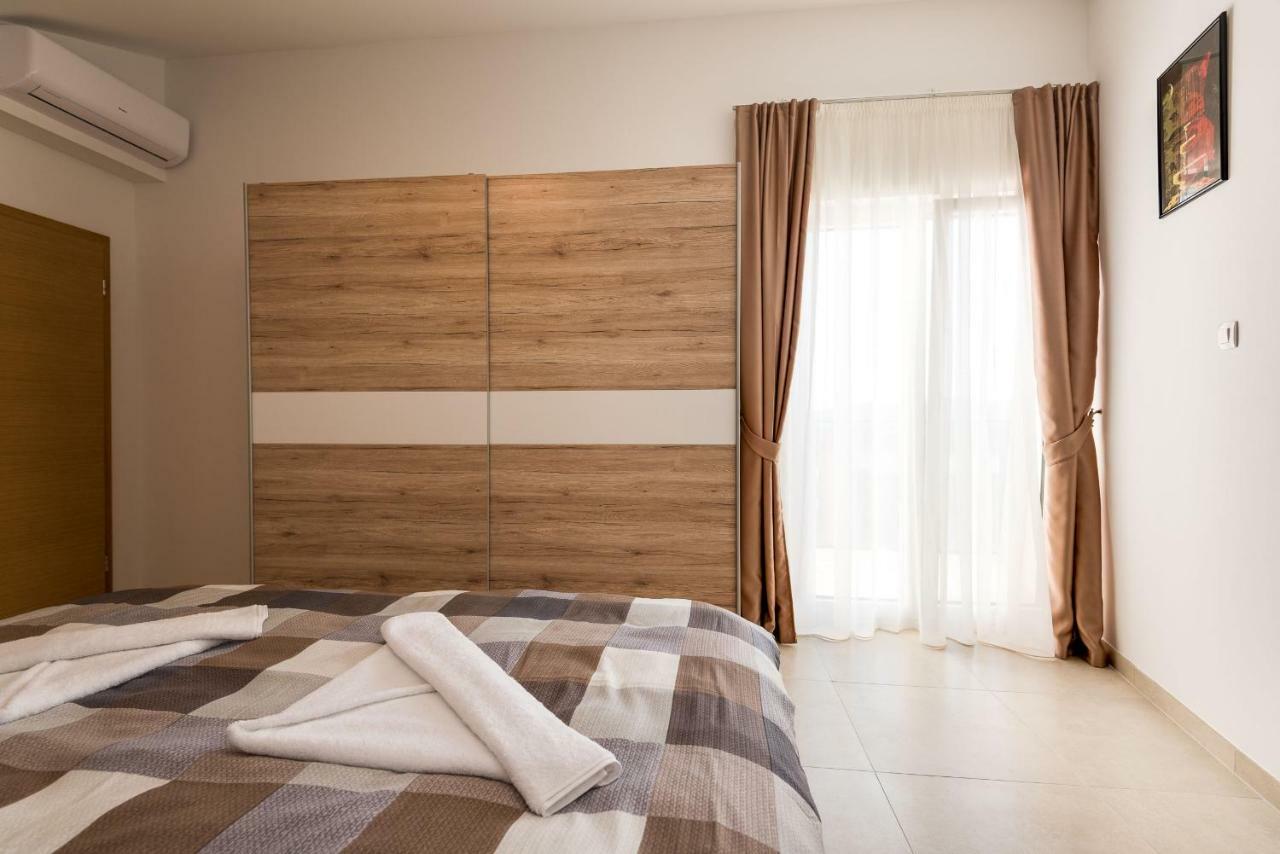 Croatica Suites Podsolarsko Sibenik Bagian luar foto