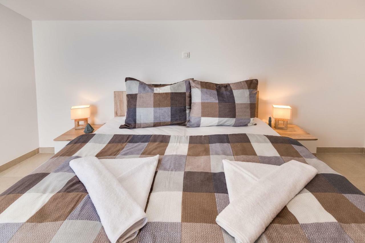 Croatica Suites Podsolarsko Sibenik Bagian luar foto