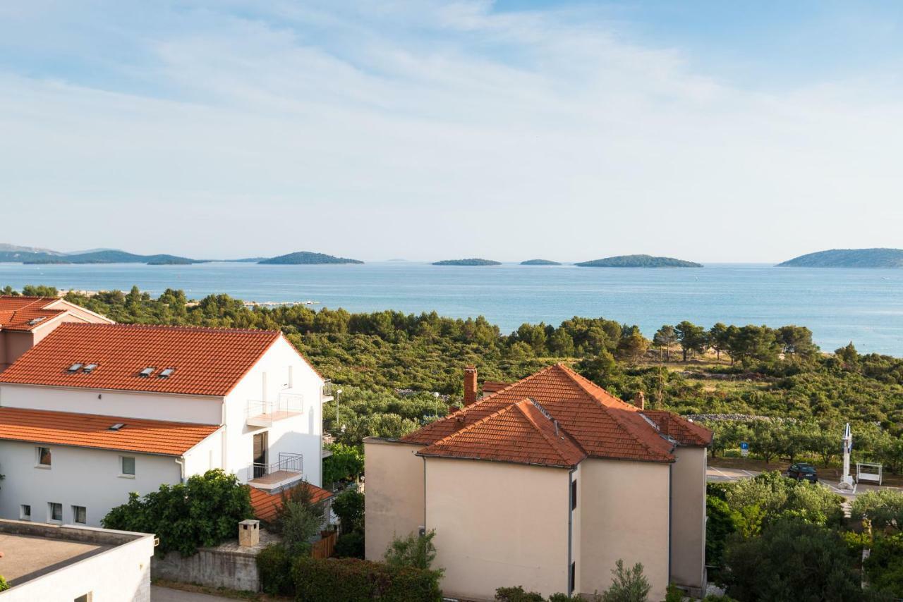 Croatica Suites Podsolarsko Sibenik Bagian luar foto