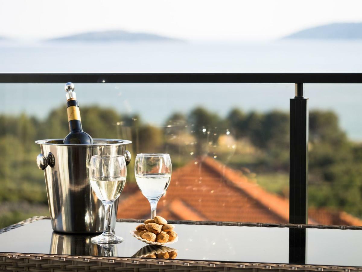 Croatica Suites Podsolarsko Sibenik Bagian luar foto
