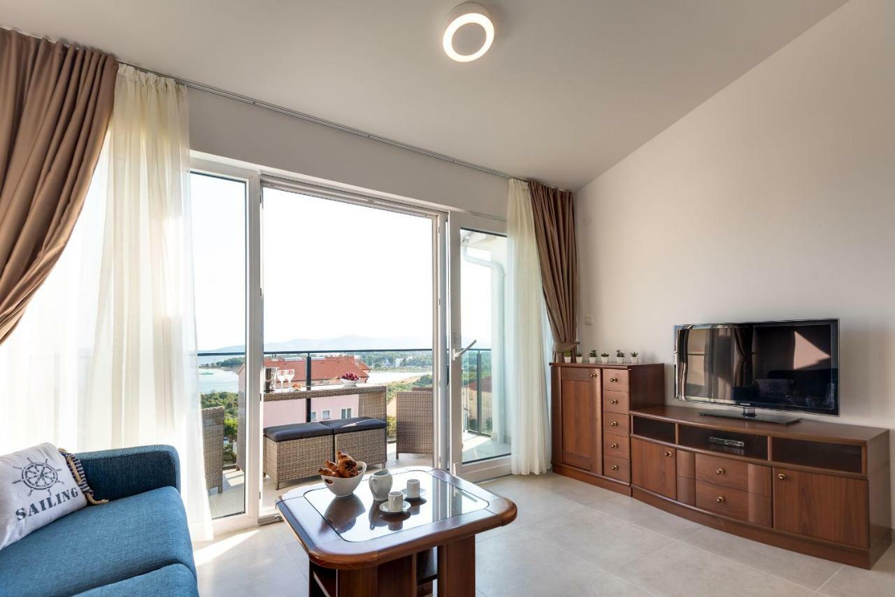 Croatica Suites Podsolarsko Sibenik Bagian luar foto