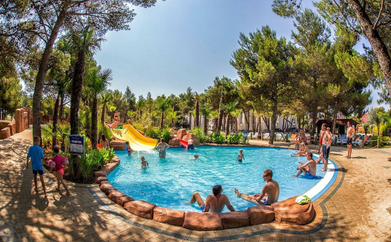 Croatica Suites Podsolarsko Sibenik Bagian luar foto