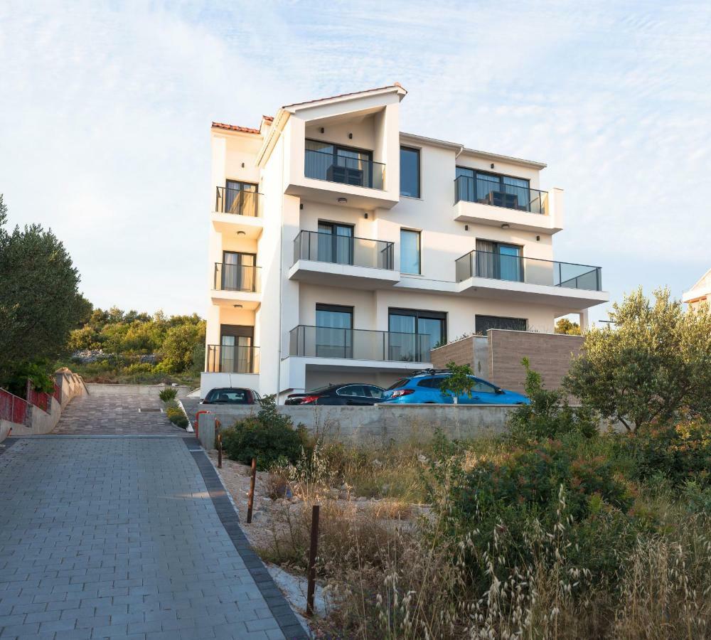 Croatica Suites Podsolarsko Sibenik Bagian luar foto